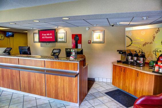 Red Roof Inn Pensacola - I-10 At Davis Highway Ferry Pass Exterior photo