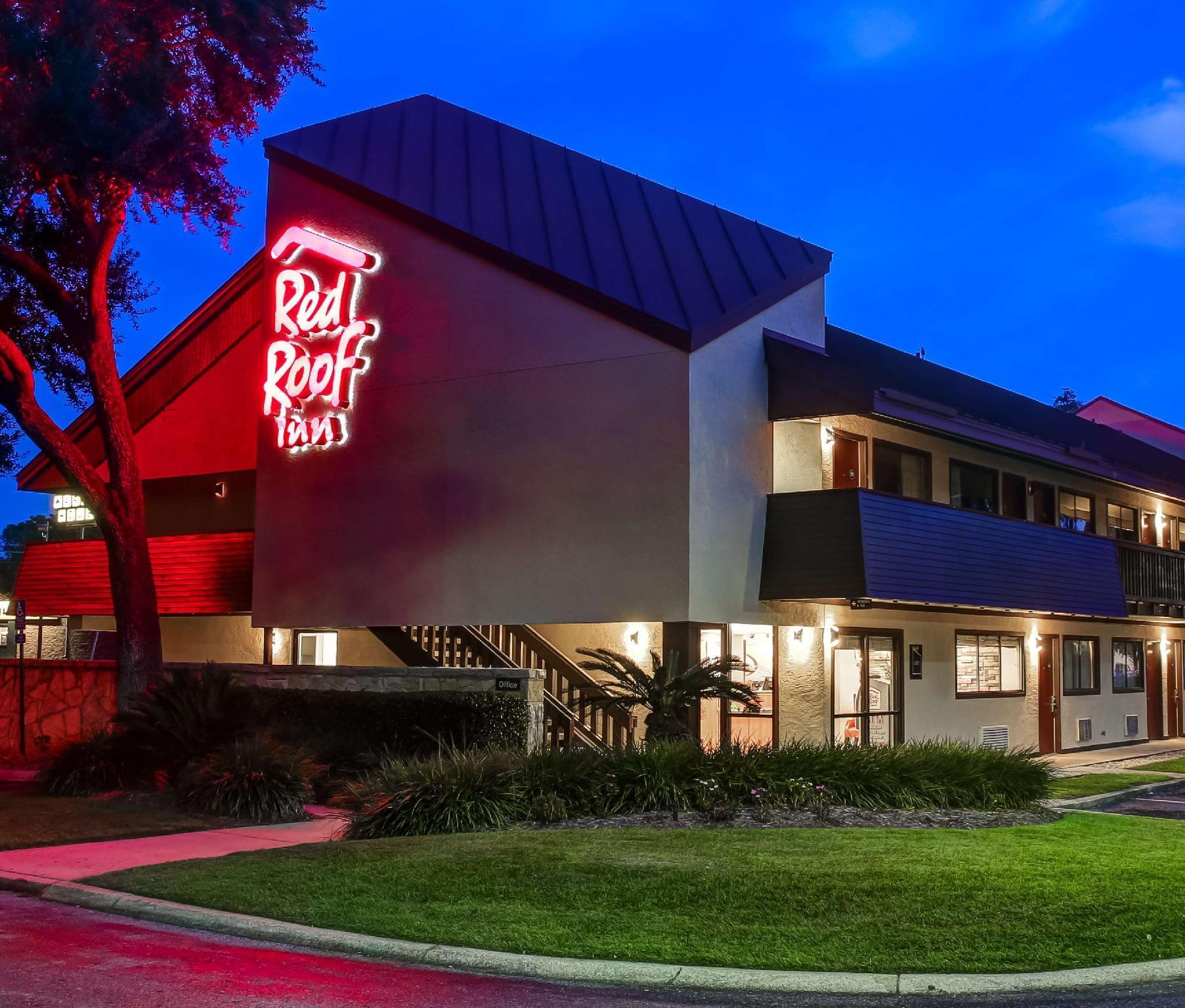 Red Roof Inn Pensacola - I-10 At Davis Highway Ferry Pass Exterior photo