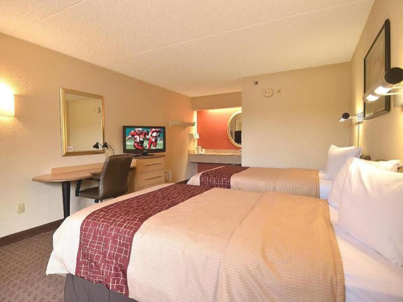 Red Roof Inn Pensacola - I-10 At Davis Highway Ferry Pass Exterior photo